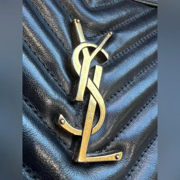 YSL camera bag quilted with gold hardware - Picture 3 of 13